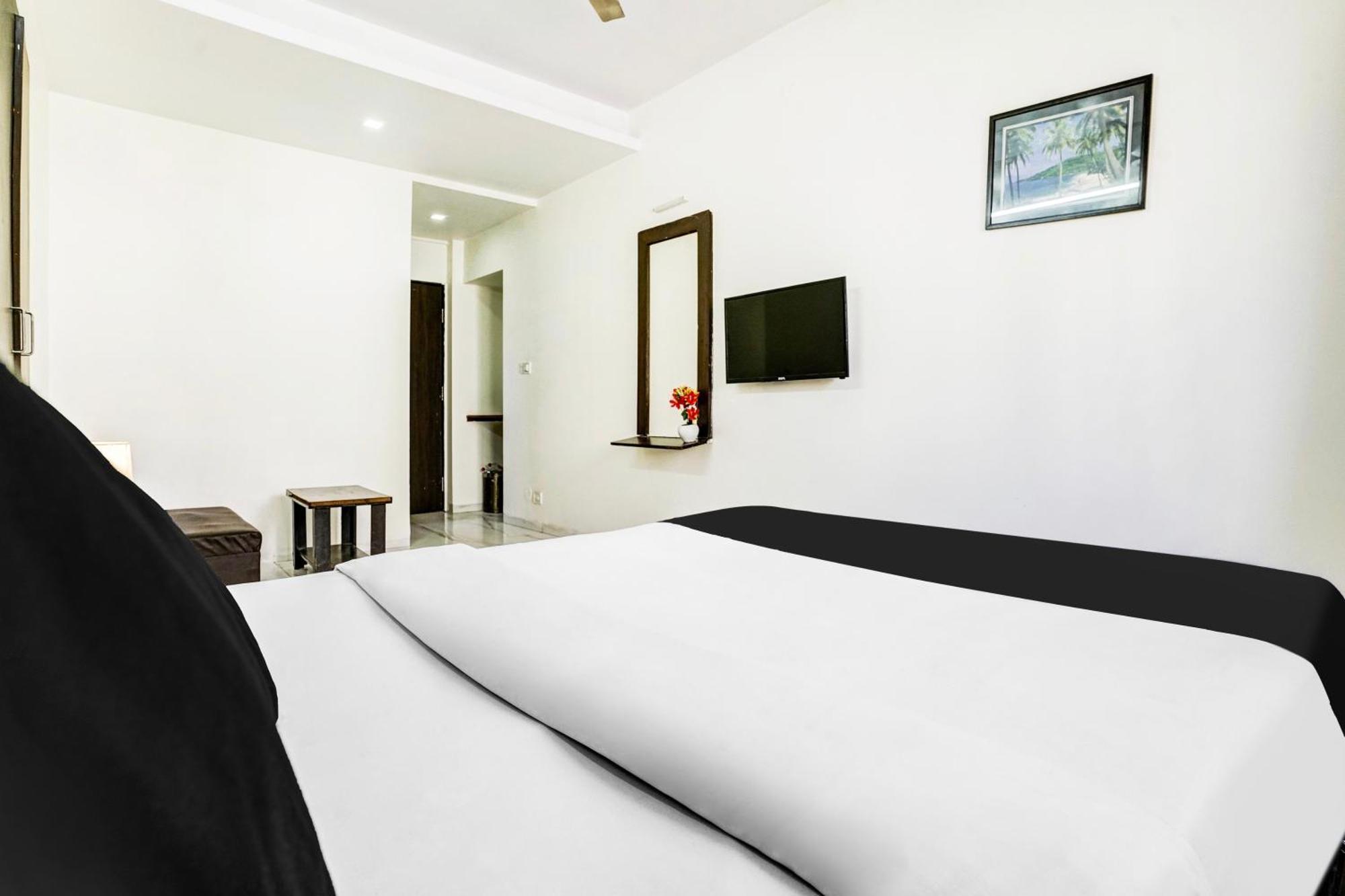 Super Hotel O Nashik Near Vijay Mamta Theatre Formerly Sahara Inn Exteriör bild